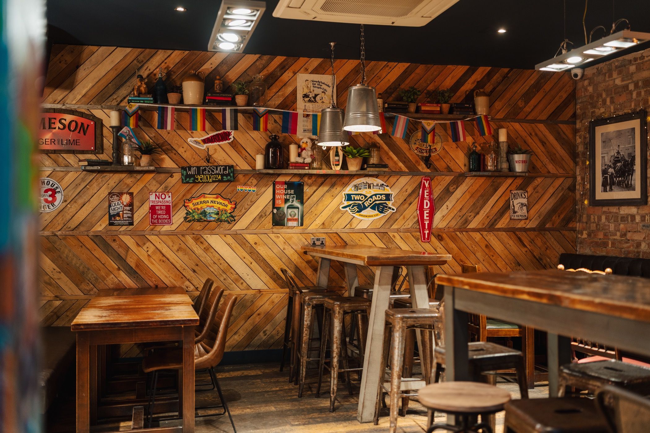 Six Barrel Drafthouse, photo 4